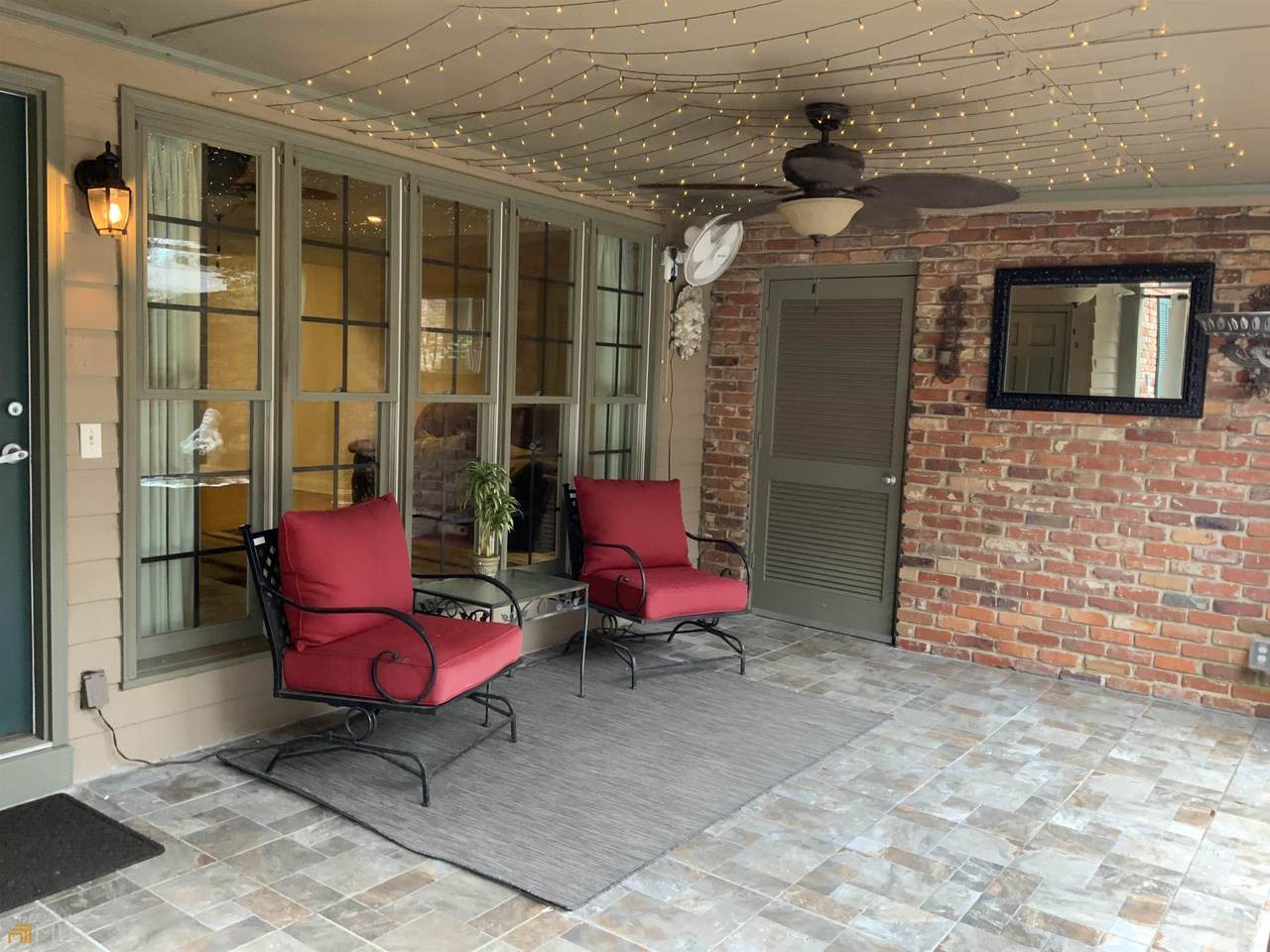 3111 Colonial Way - Photo 1