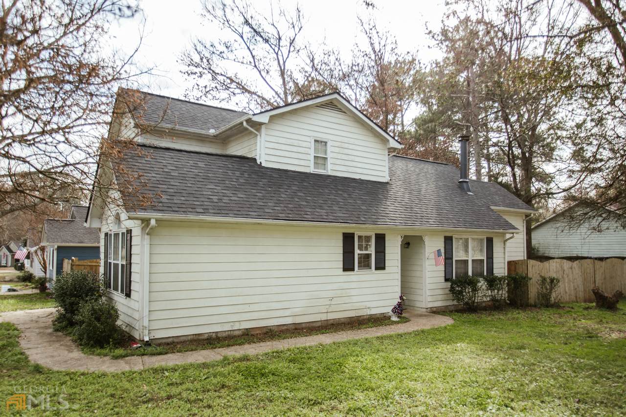 102 Layla Court - Photo 1