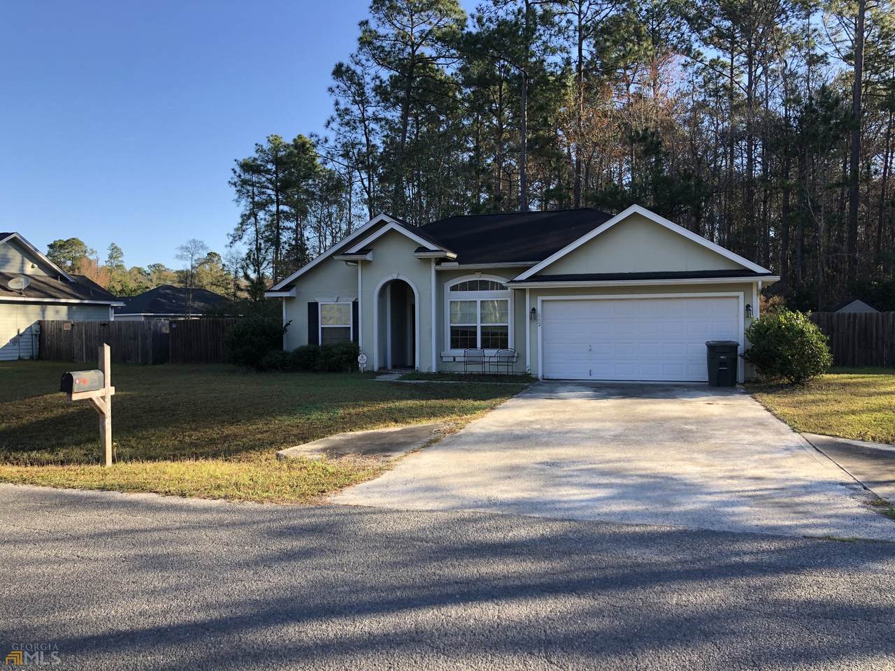 562 Henrietta Street - Photo 1