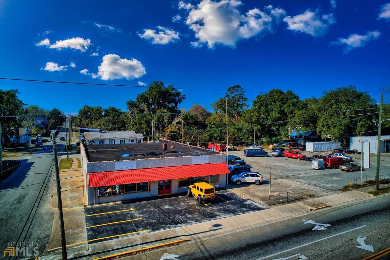 2201 Norwich Street - Photo 1