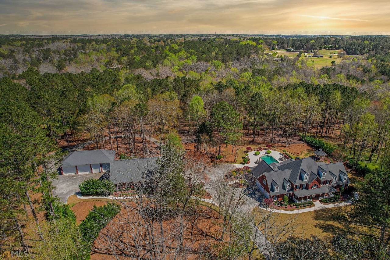 2391 Rabbit Farm Circle - Photo 1
