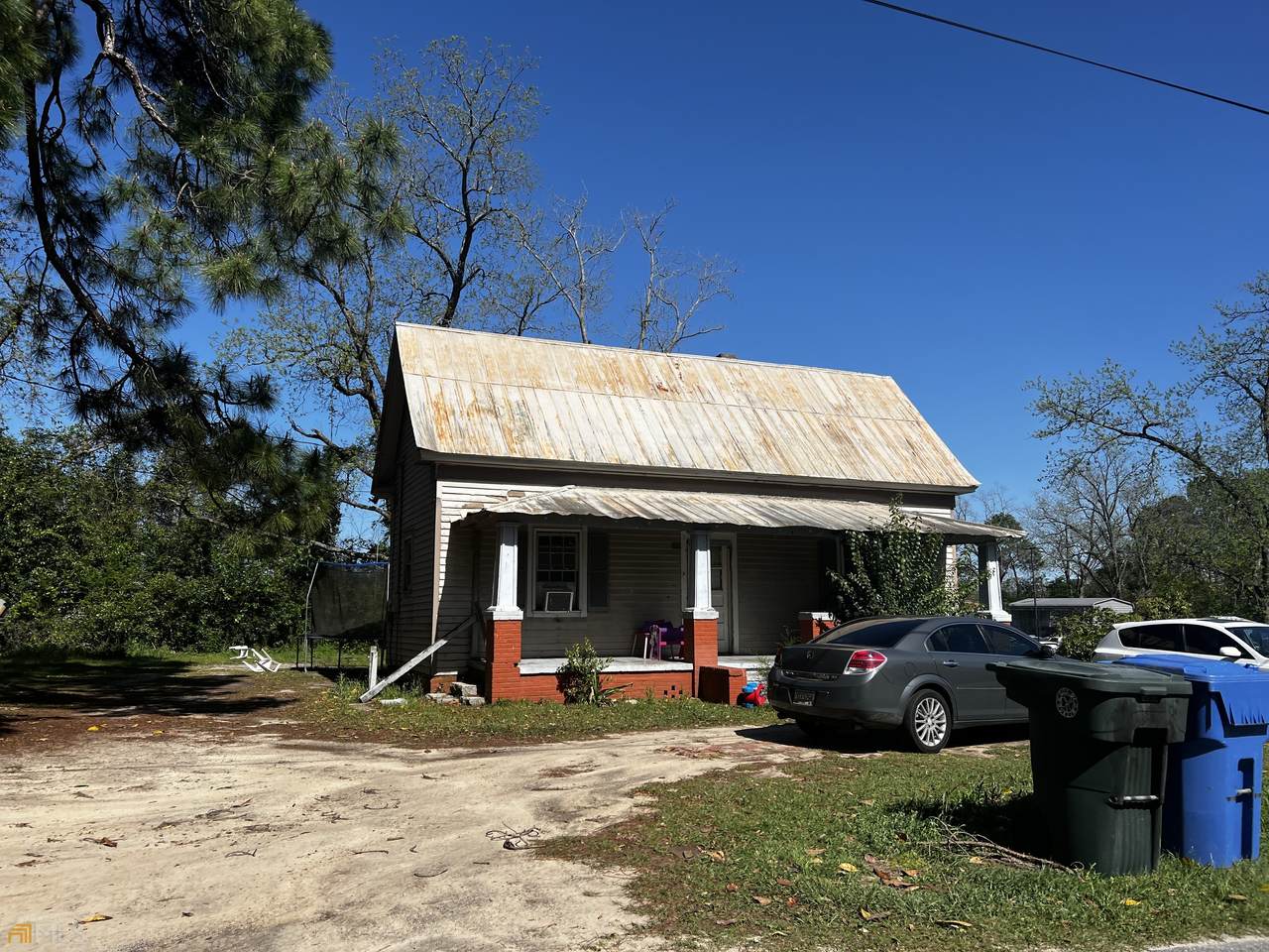 317 Lawrence Street - Photo 1