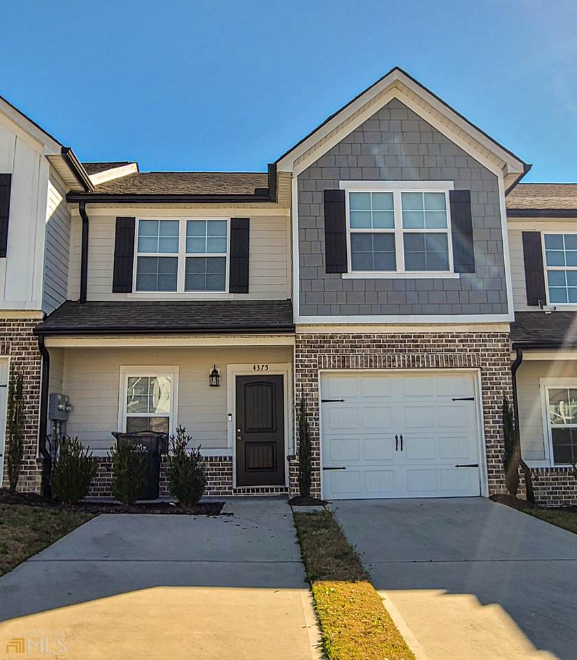 4375 Barcelona Way - Photo 1