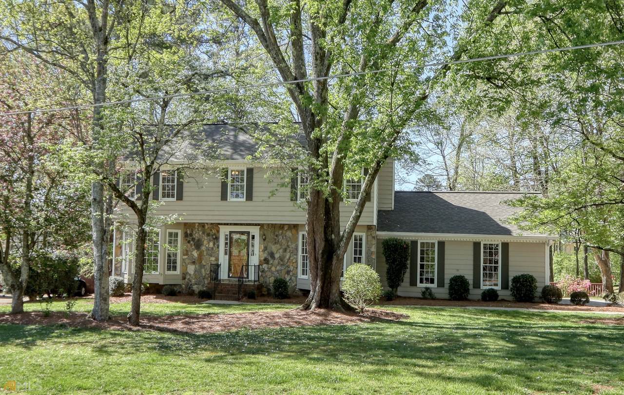 5018 Kings Wood Drive - Photo 1