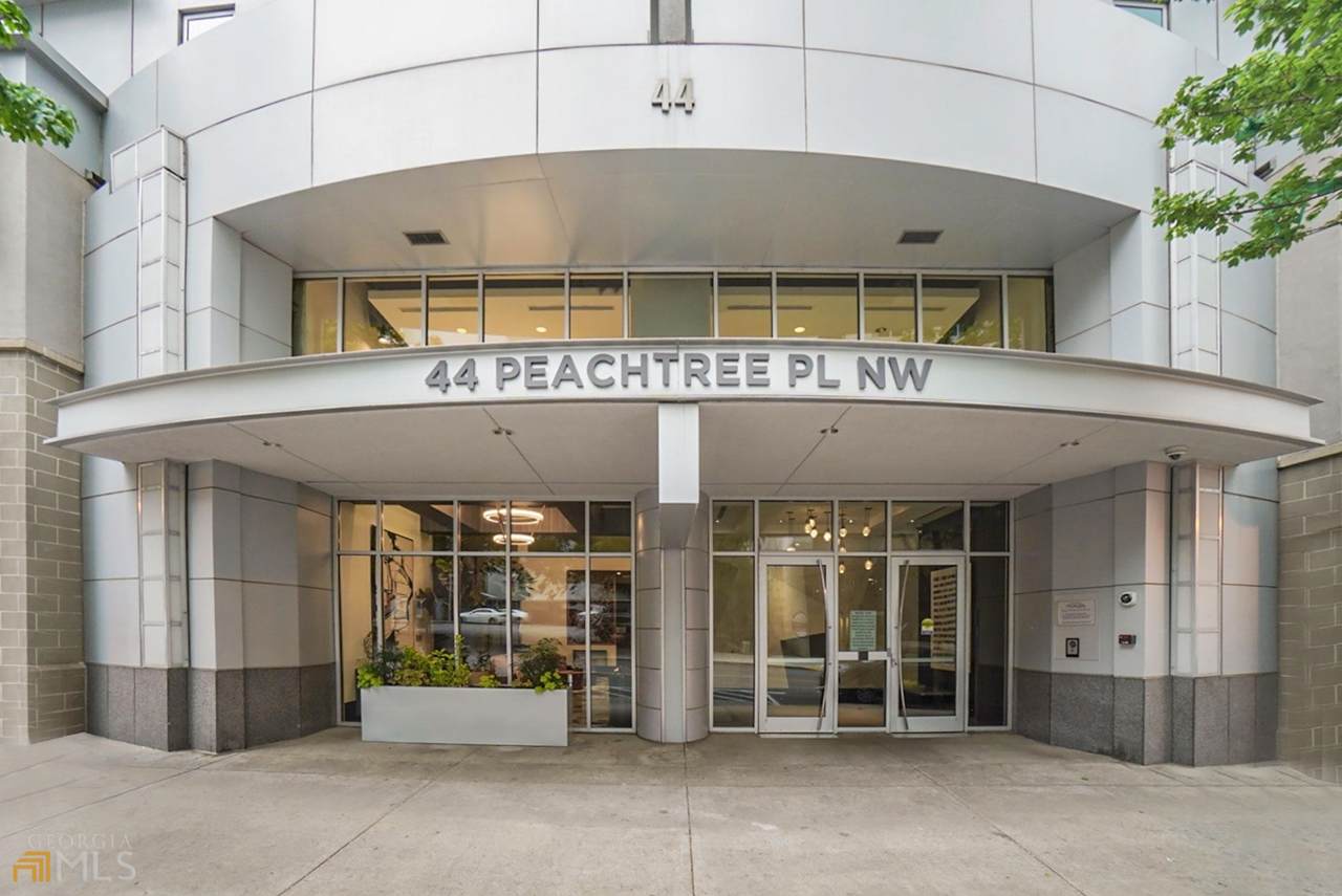 44 Peachtree Place - Photo 1