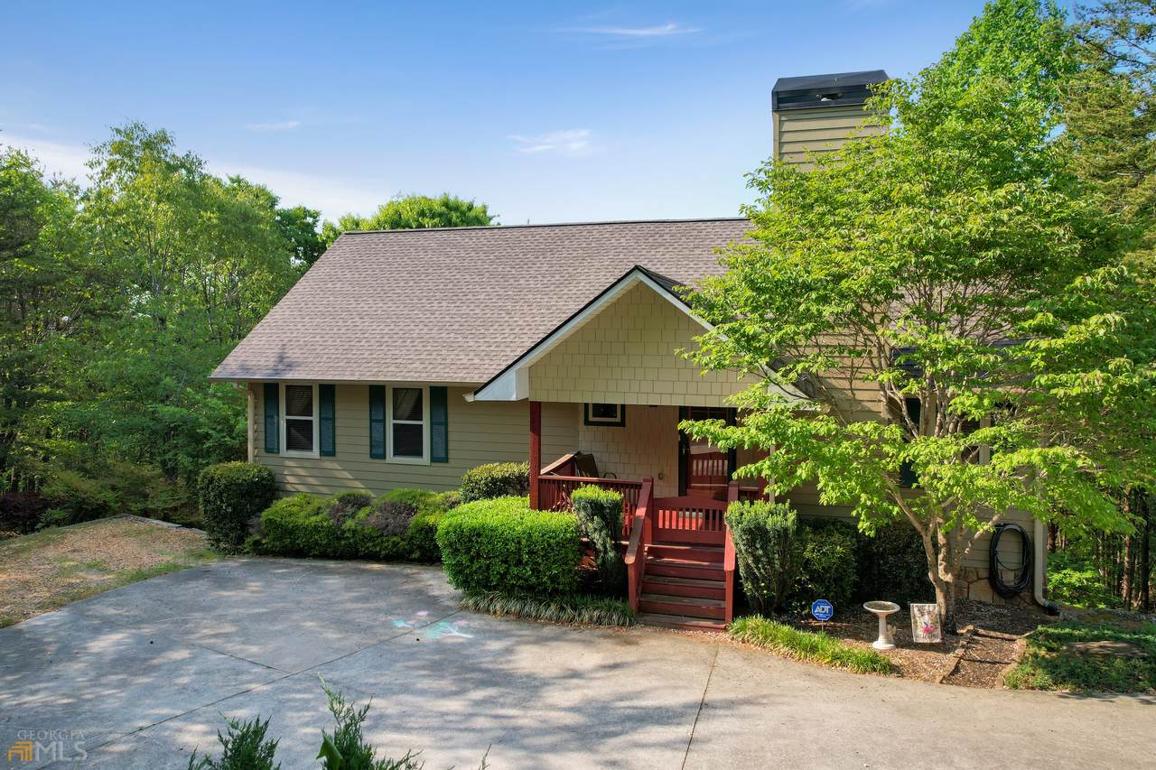 274 Starlight Drive - Photo 1