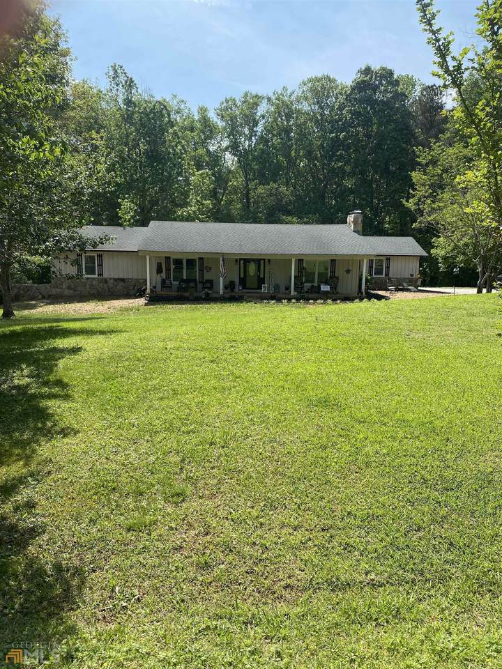 340 Treetop Drive - Photo 1
