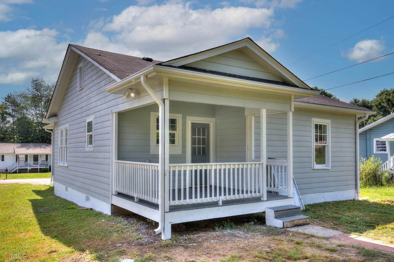 11 Briarwood Lane - Photo 1