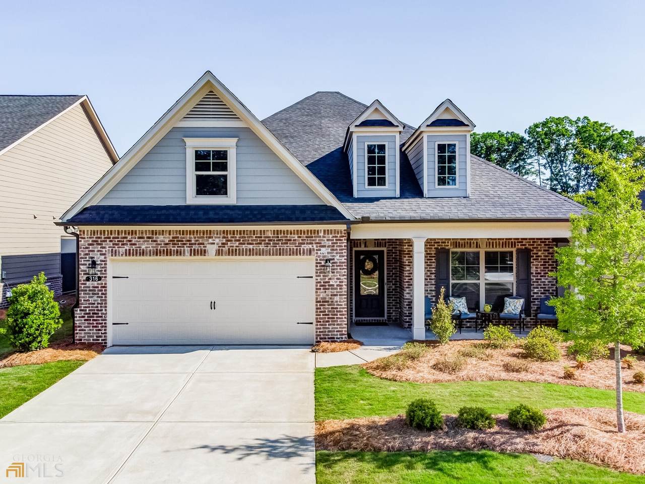 316 Ellington Drive - Photo 1