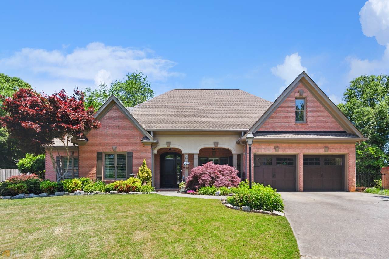 617 Russetwood Lane - Photo 1