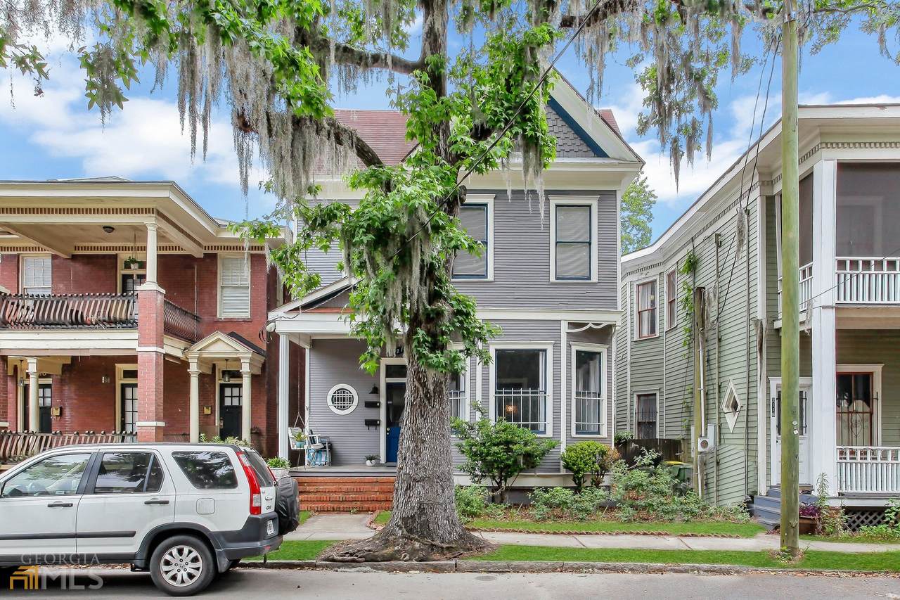 2114 Lincoln Street - Photo 1