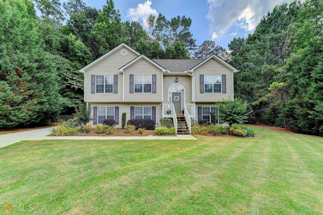 2700 Dacula Cove Circle - Photo 1