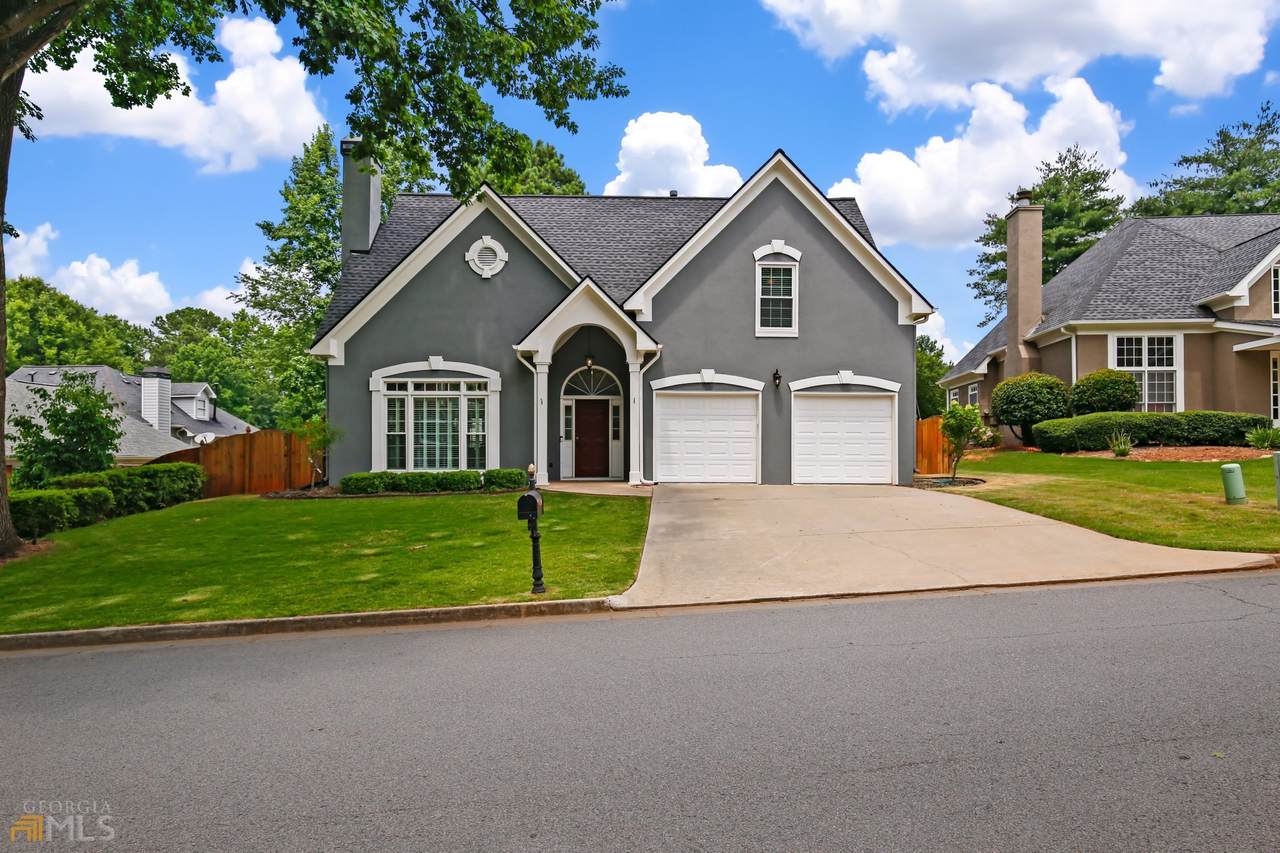 345 Medridge Drive - Photo 1