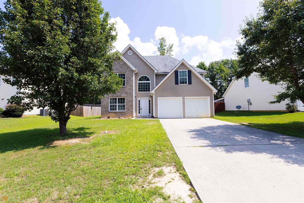 1025 Bluecoat Circle - Photo 1