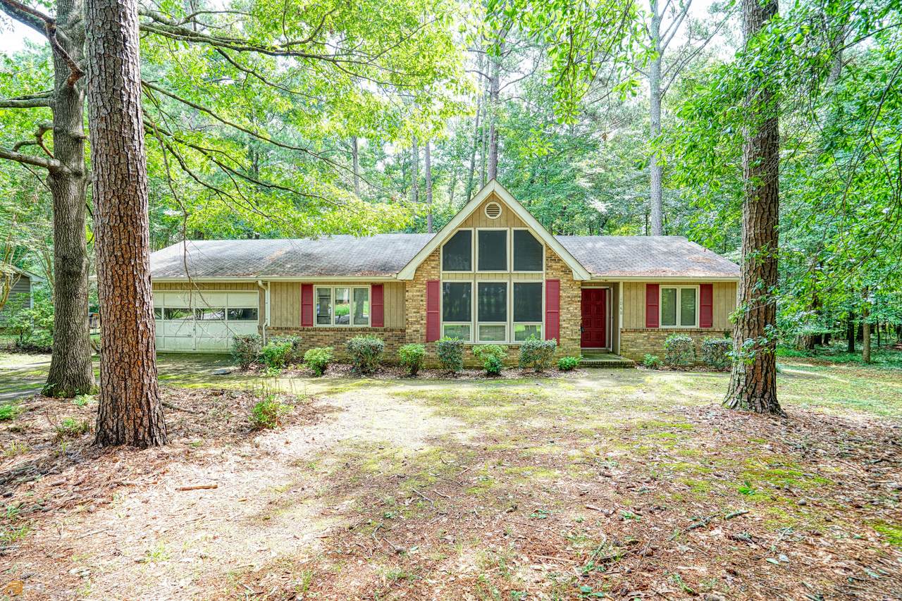 1048 Echo Valley Court - Photo 1
