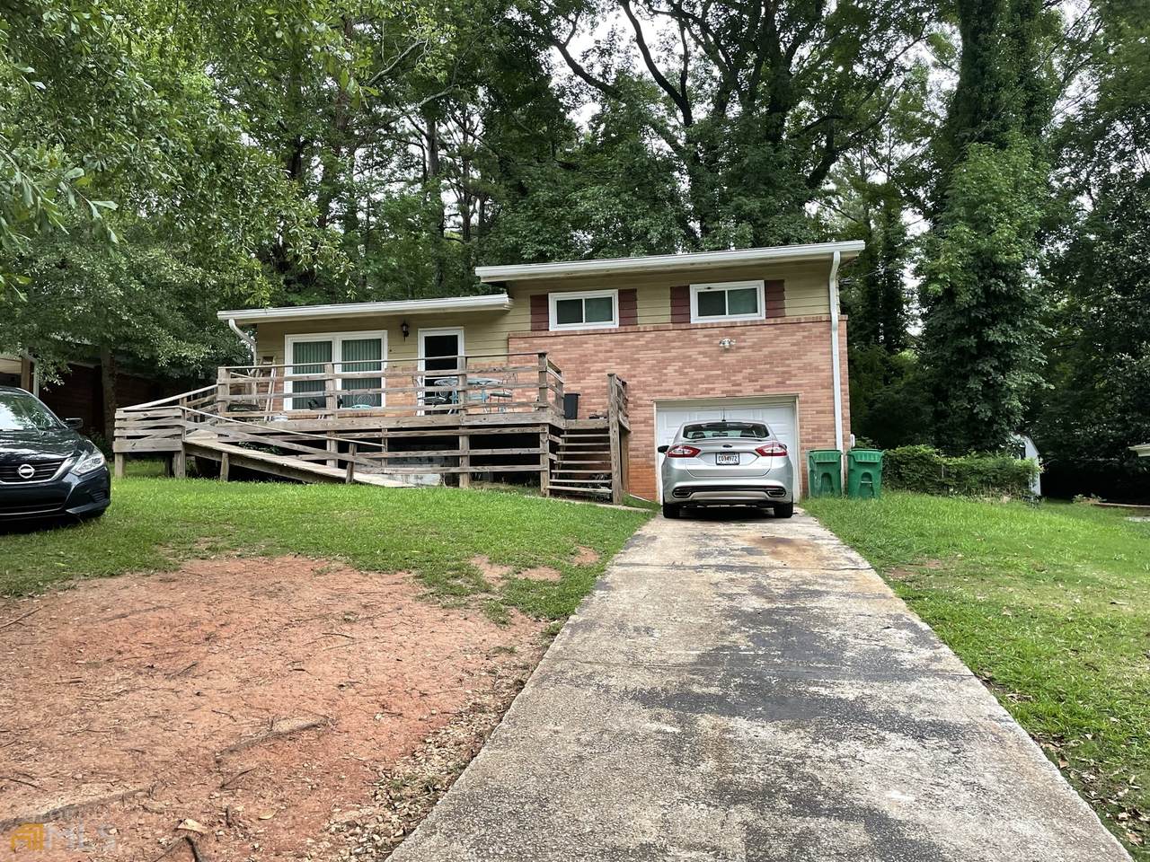 3024 Monterey Drive - Photo 1