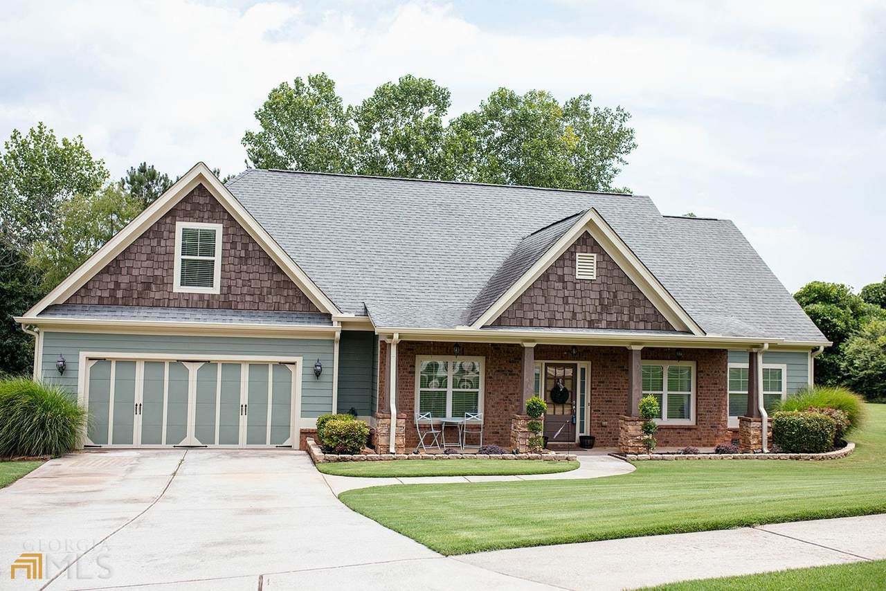 352 Katherine Drive - Photo 1