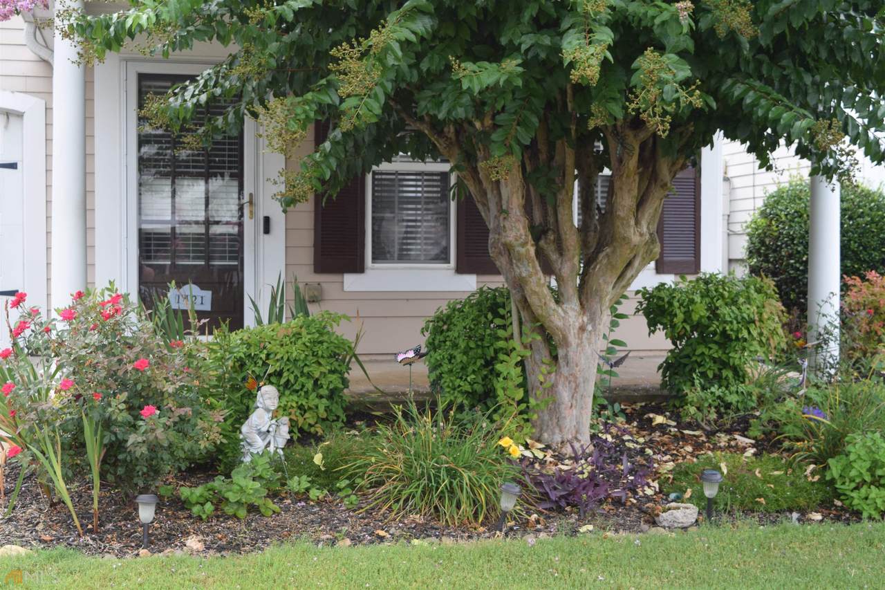 1421 Cottage Way - Photo 1