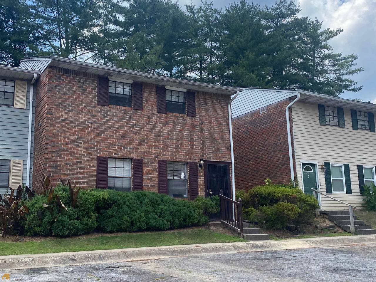 6354 Shannon Parkway - Photo 1