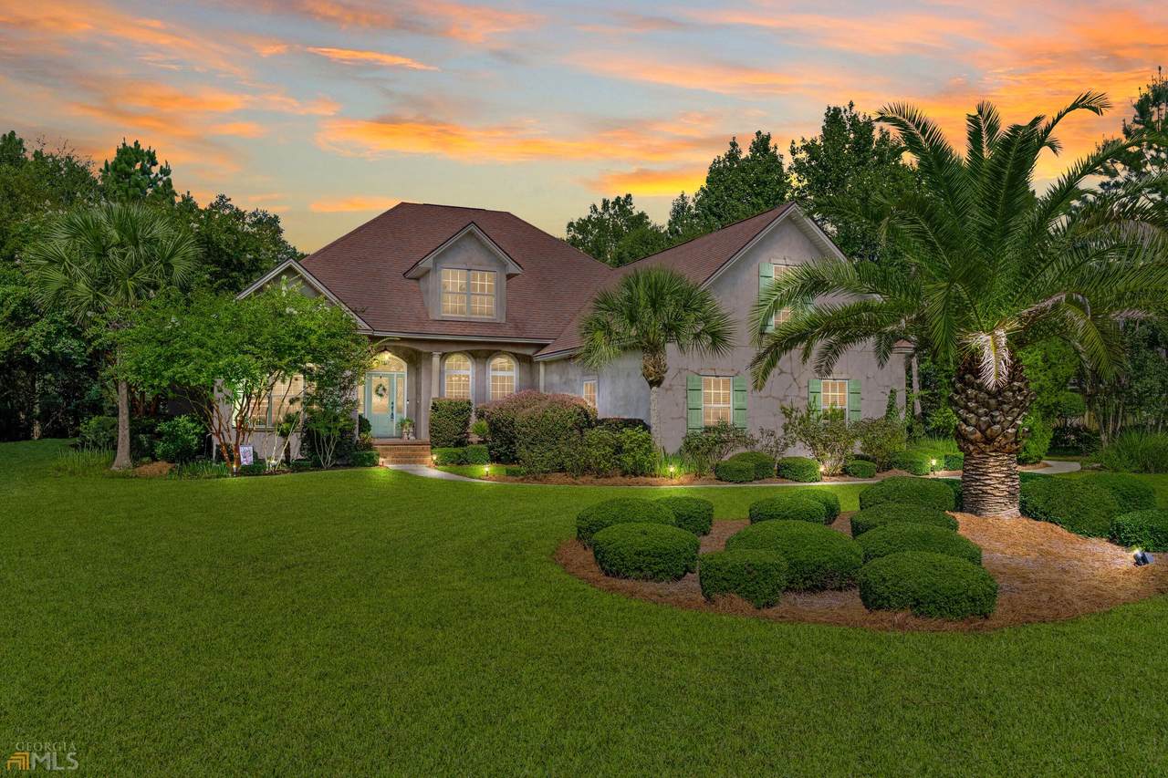 177 Drakes Landing - Photo 1