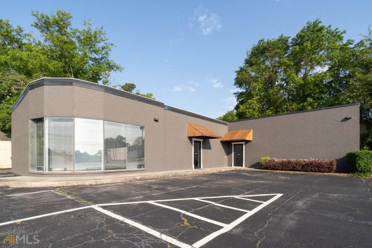 202 Hamilton Avenue - Photo 1