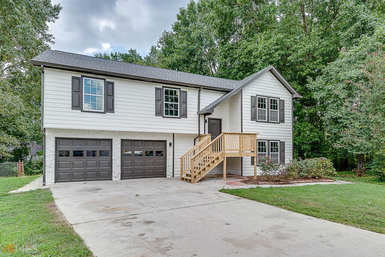 1708 Brandon Square - Photo 1