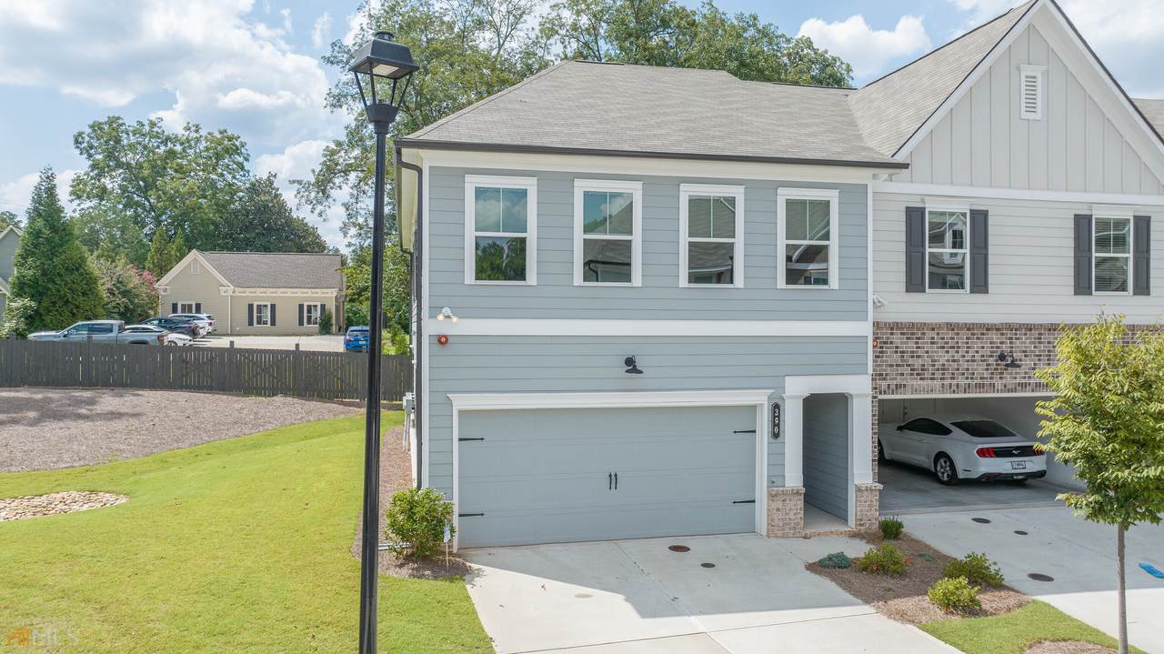 390 Niles Court - Photo 1