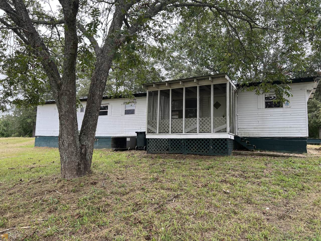 83 Hillcrest Road - Photo 1