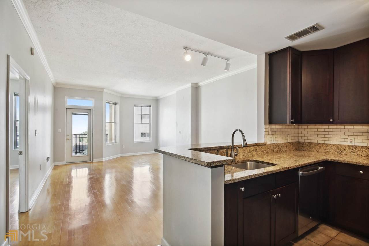 1101 Juniper Street - Photo 1