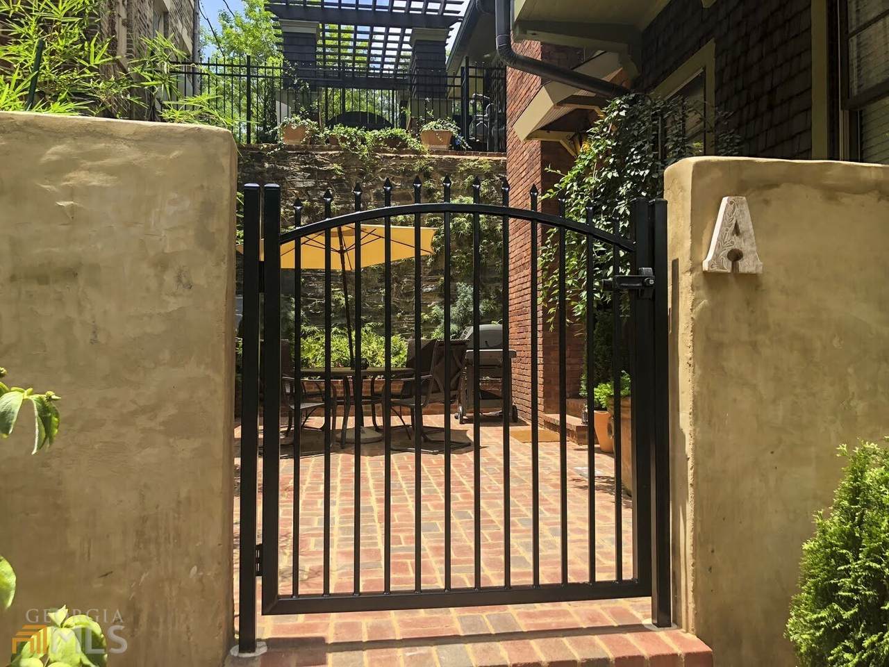 717 Piedmont Avenue - Photo 1