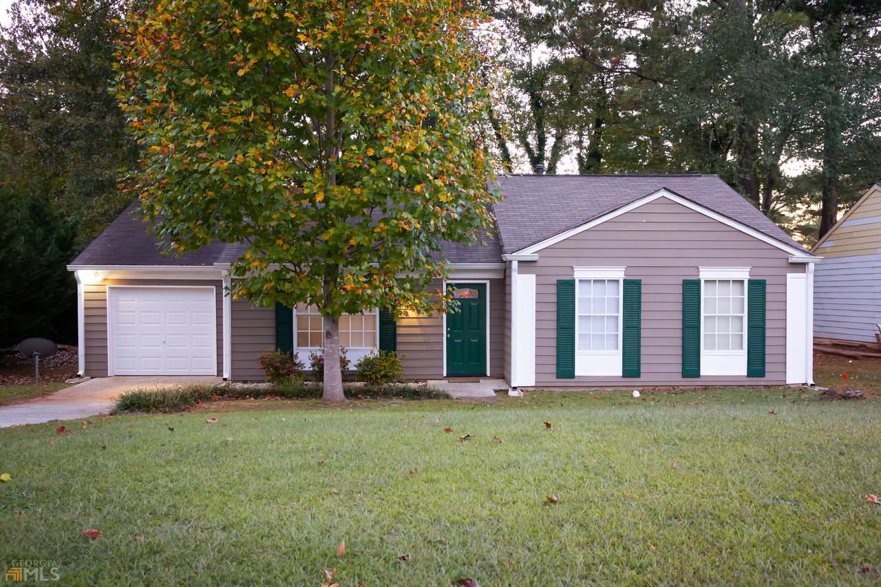 1297 Mill Lake Circle - Photo 1