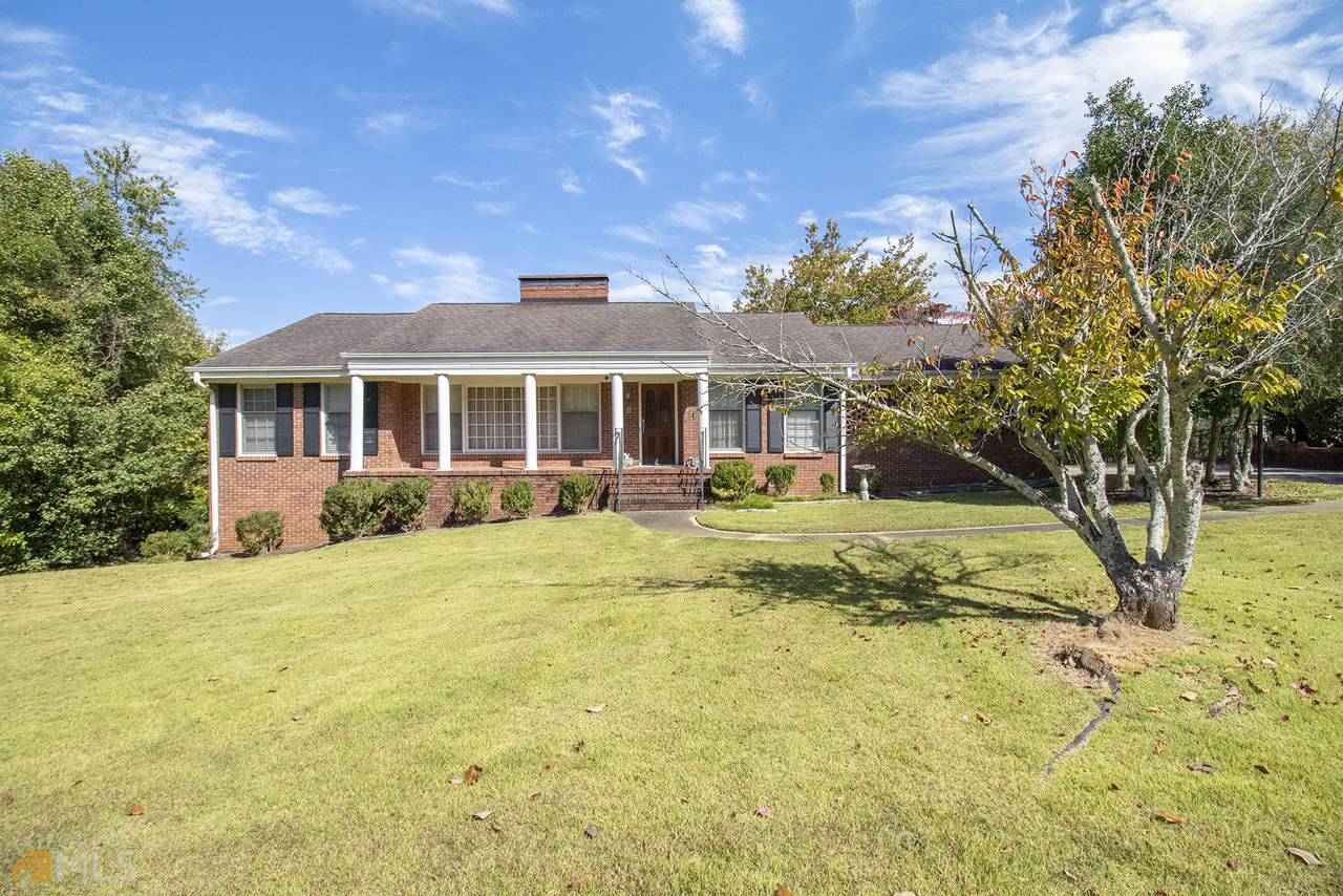 1477 Northside Drive - Photo 1