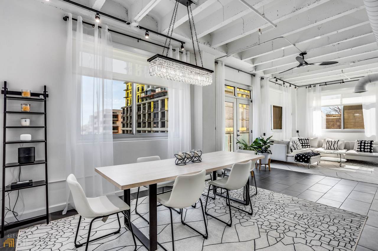 805 Peachtree Street - Photo 1