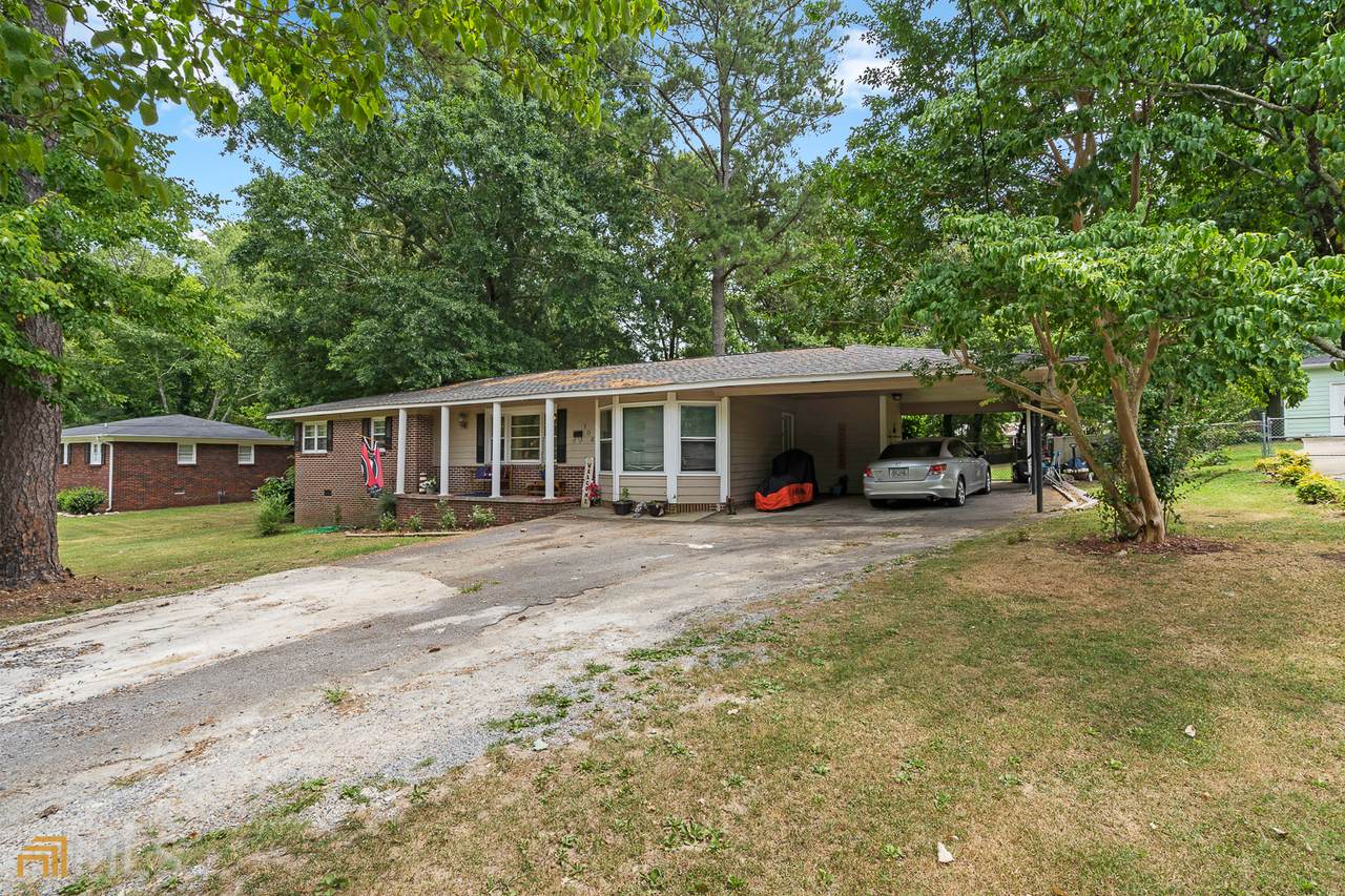 106 Jones Avenue - Photo 1
