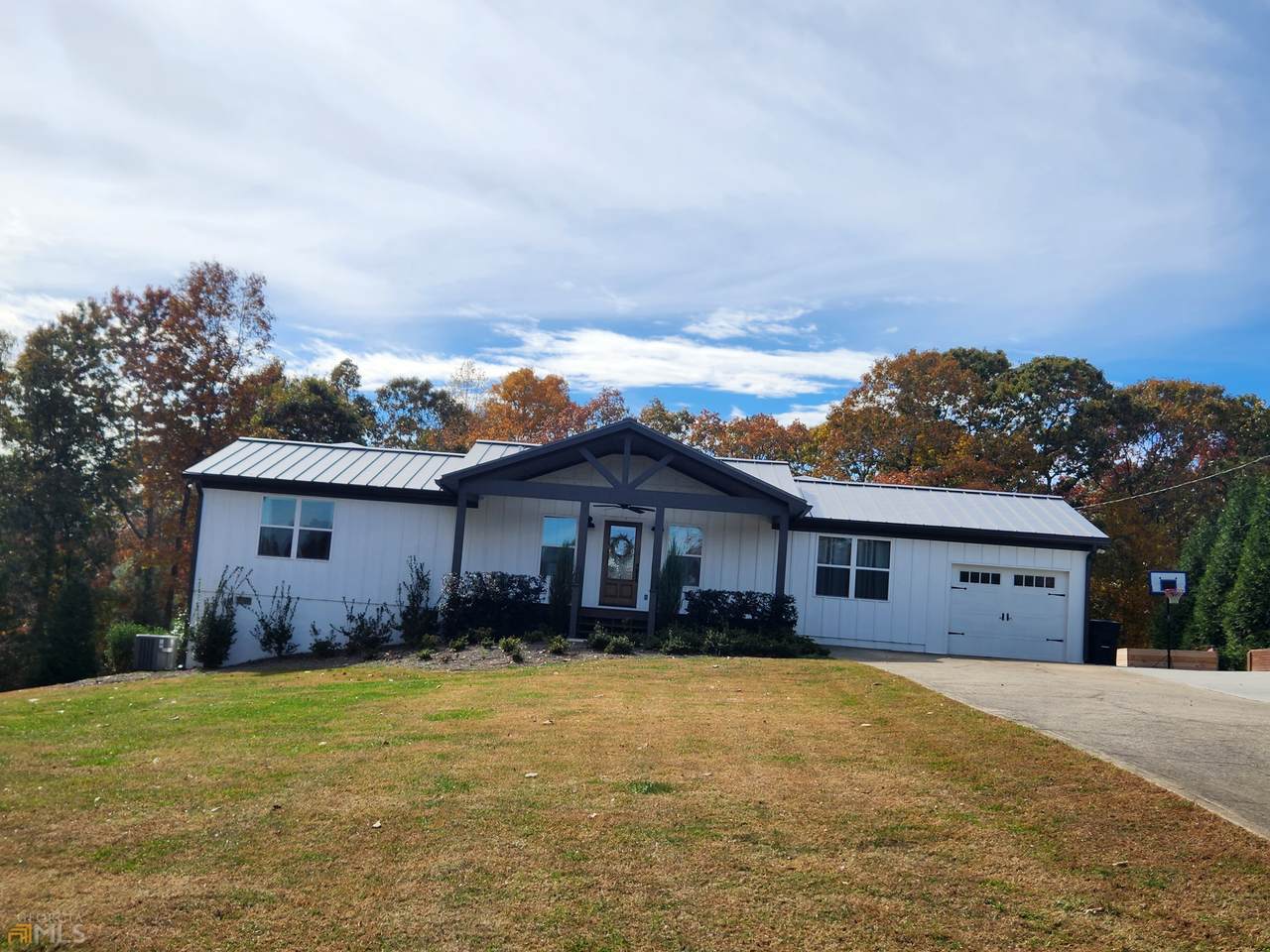 547 Jones Road - Photo 1