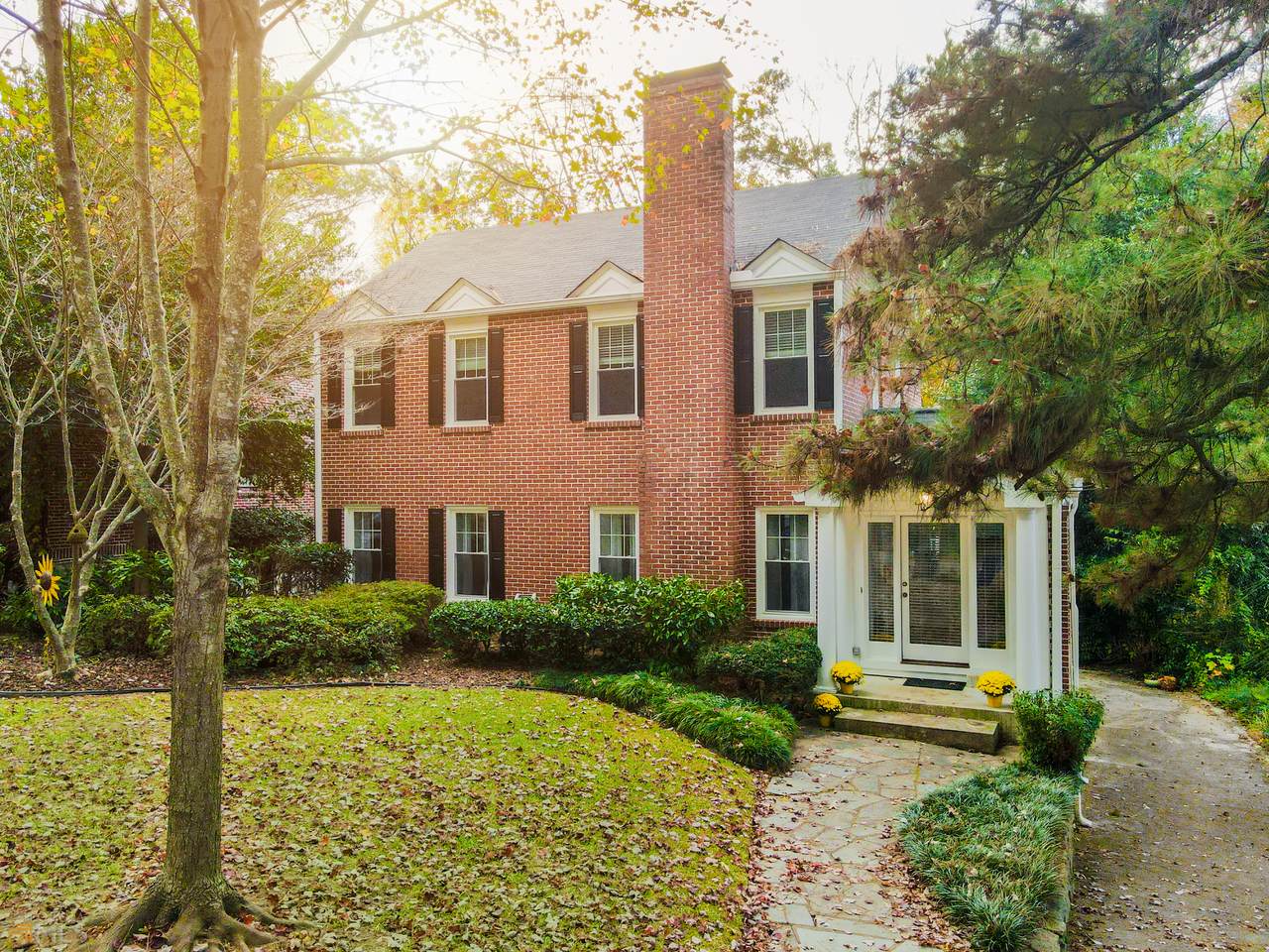 184 Pinecrest Avenue - Photo 1