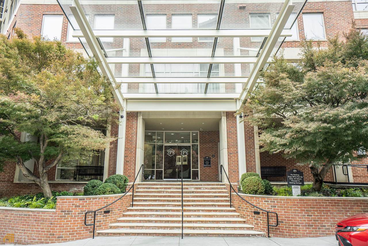 2626 Peachtree Road - Photo 1