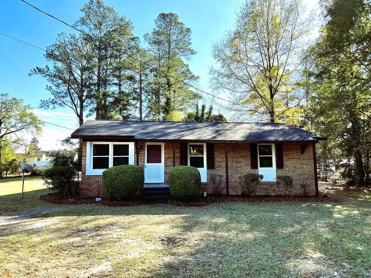535 Guill Street - Photo 1