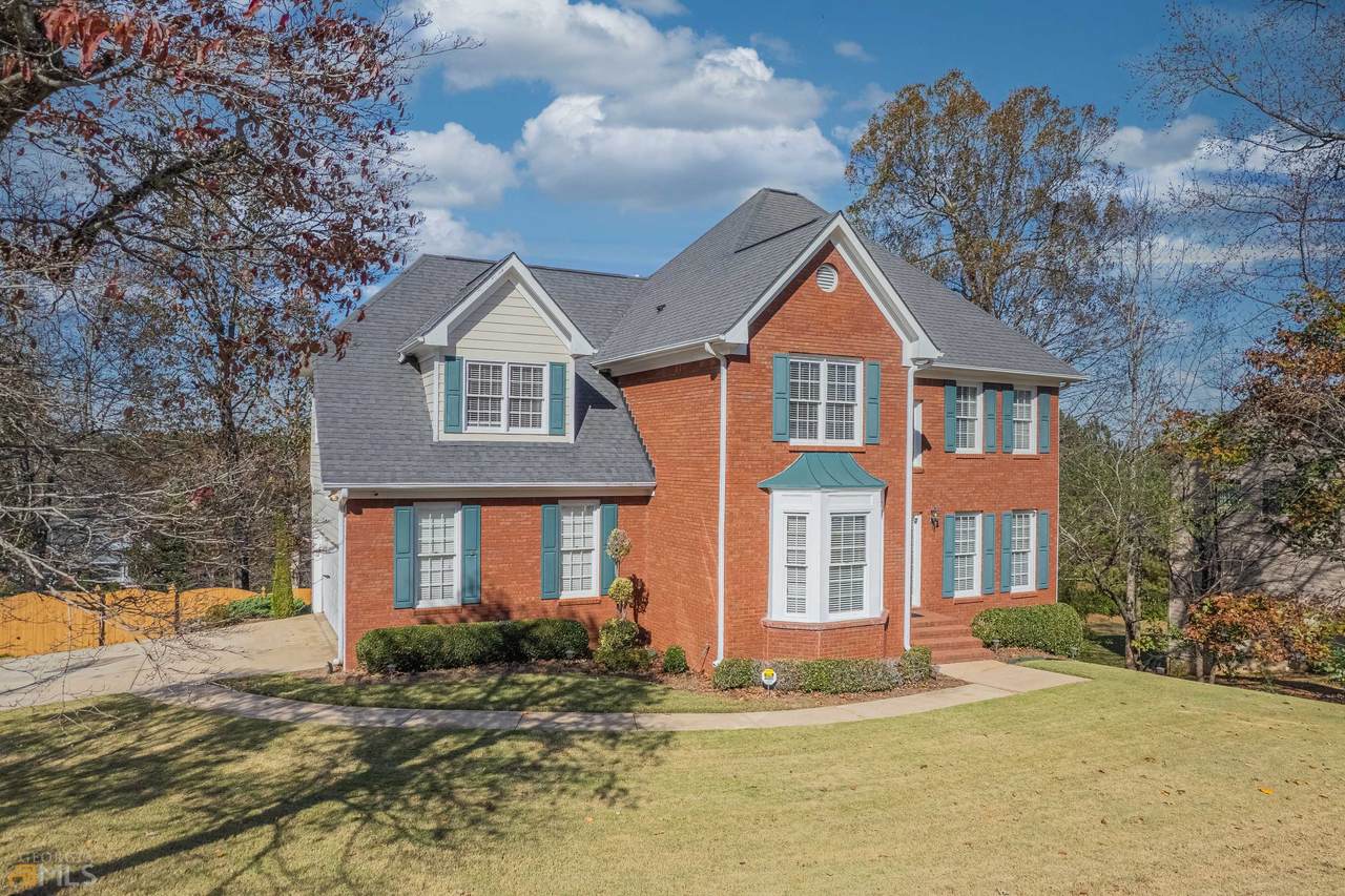 1016 Maple Creek Drive - Photo 1