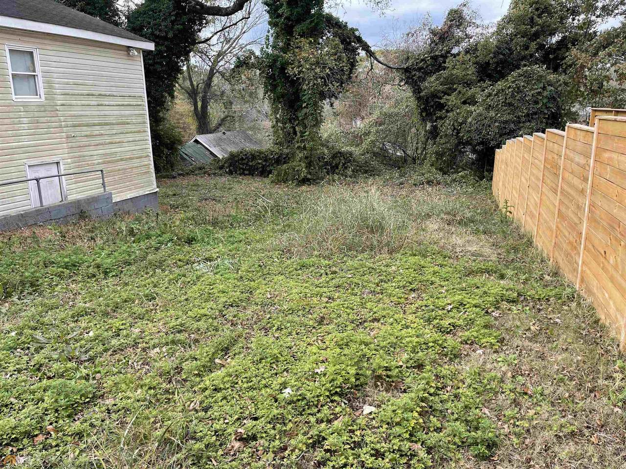 949 Smith Street - Photo 1