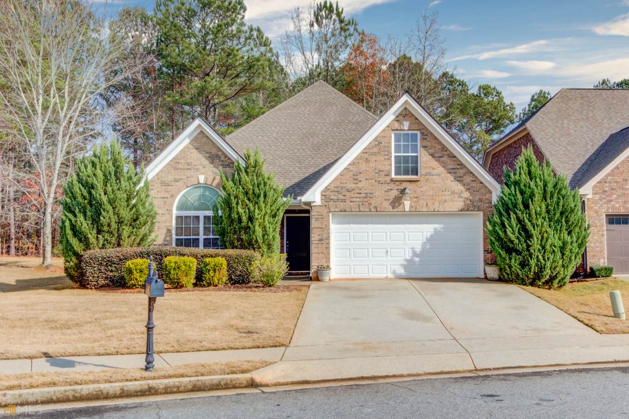 735 Valley Glen Drive - Photo 1