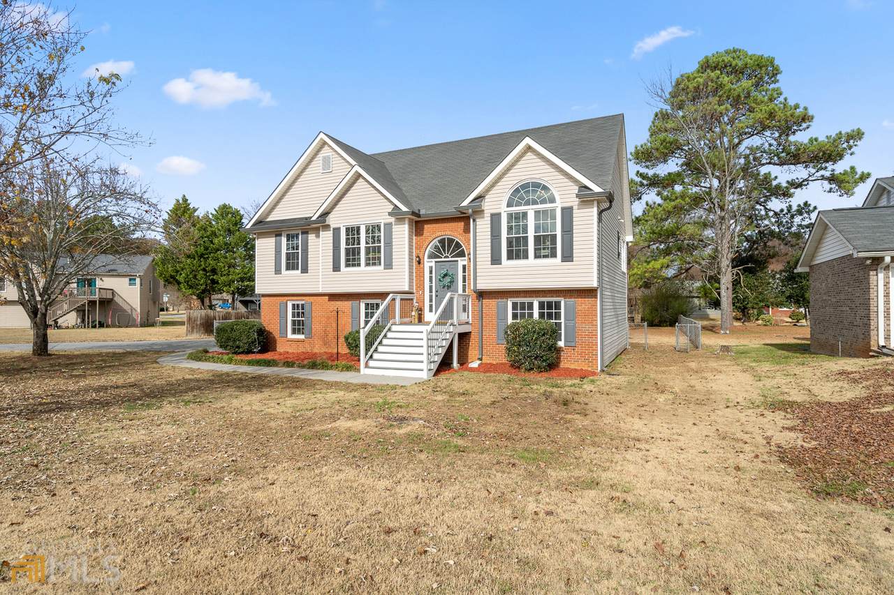 25 Saddlebrook Drive - Photo 1