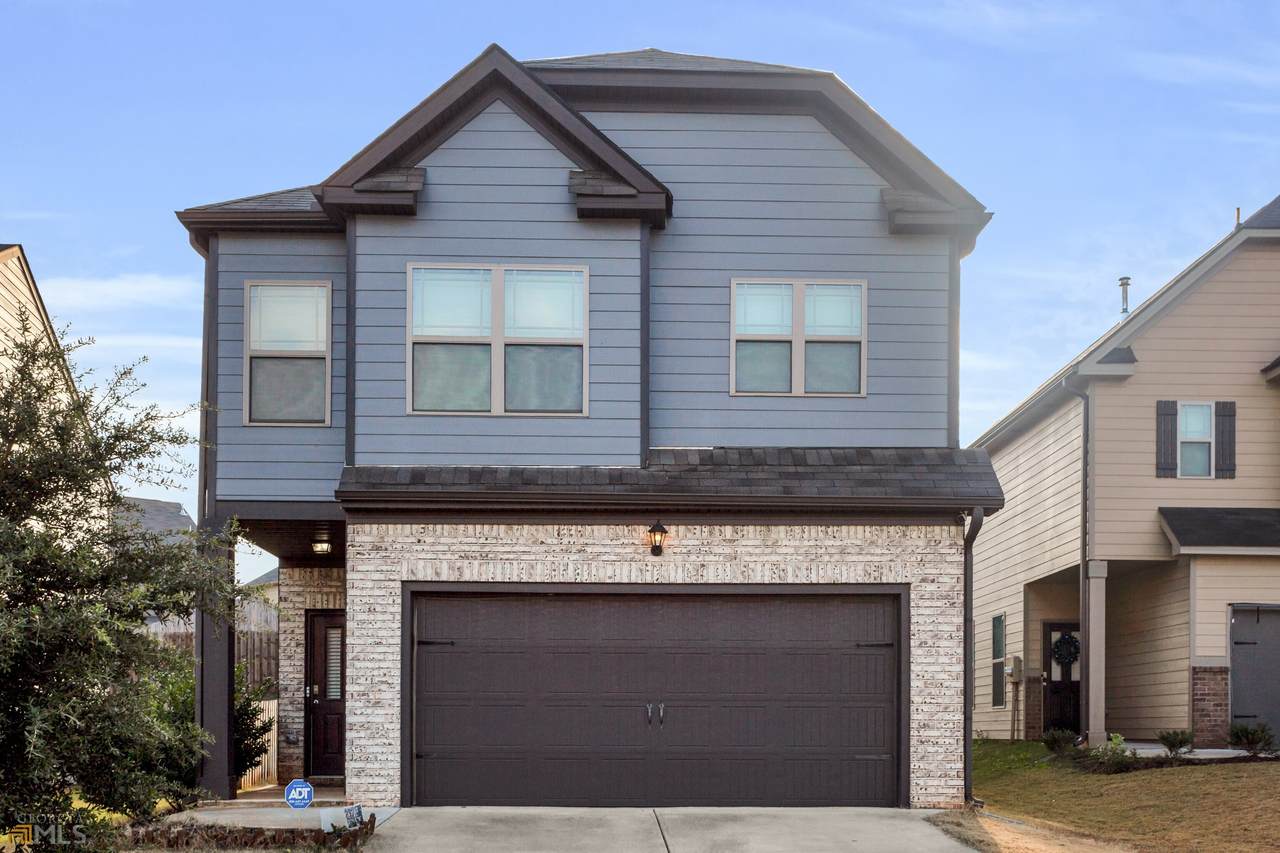 2904 Warwick Court - Photo 1
