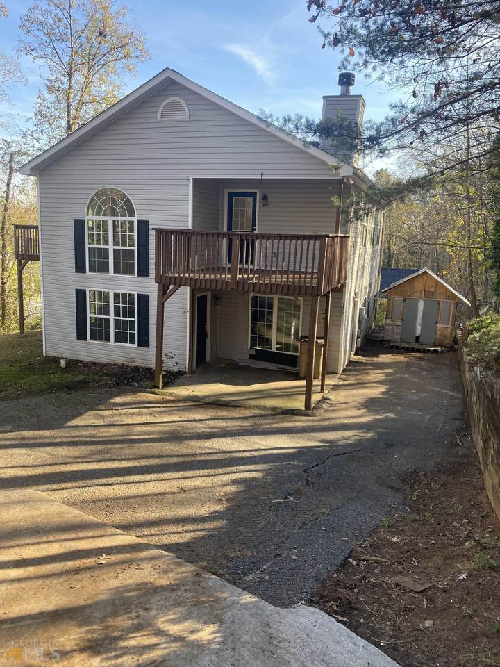 5672 Lakeview Court - Photo 1