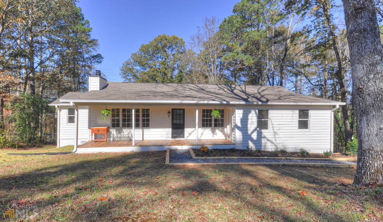 616 Victoria Lane - Photo 1