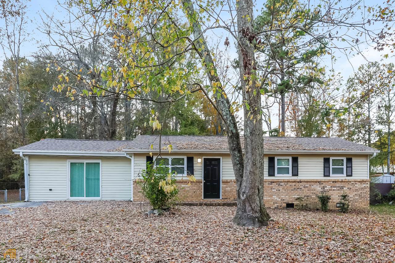 8621 Chestnut Lane - Photo 1