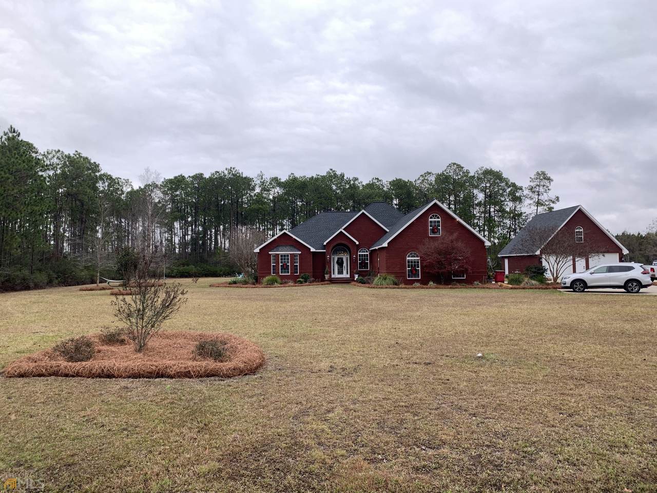 311 Dogwood Drive - Photo 1