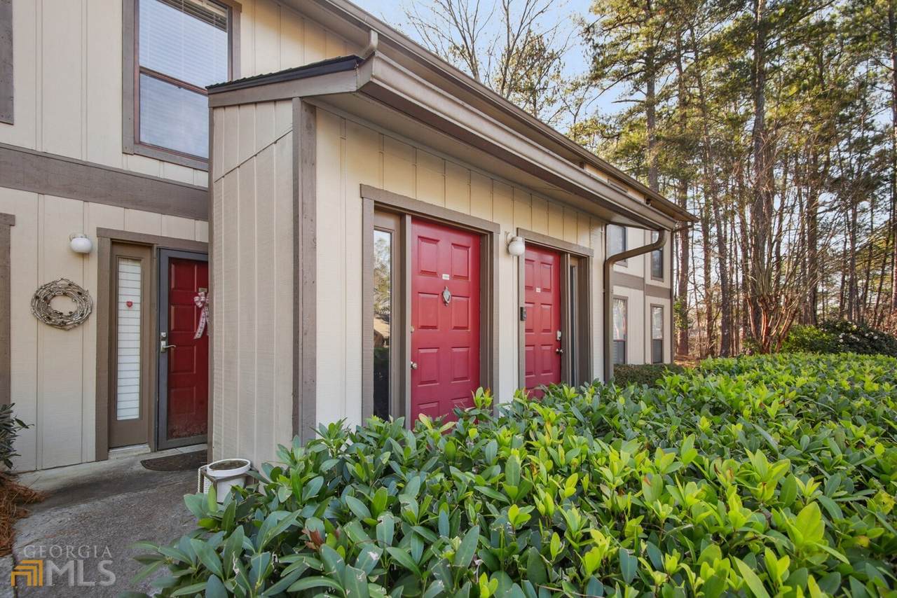 102 Woodcliff Drive - Photo 1