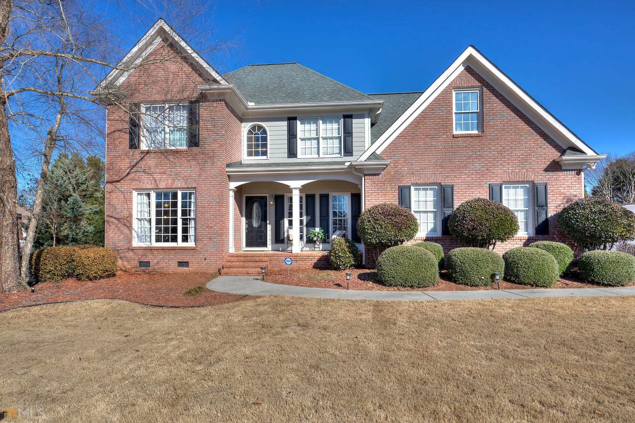 517 Waterford Drive - Photo 1