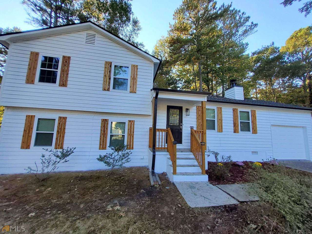 3032 Landmark Drive - Photo 1